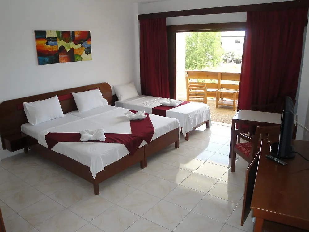 Harmony Hotel Panglao 3*,